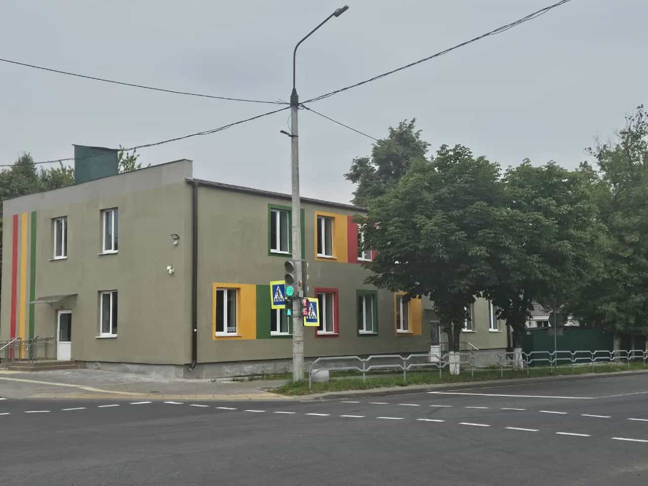 Беларусь, Могилёвская область, Бобруйск, улица Бахарова, 52