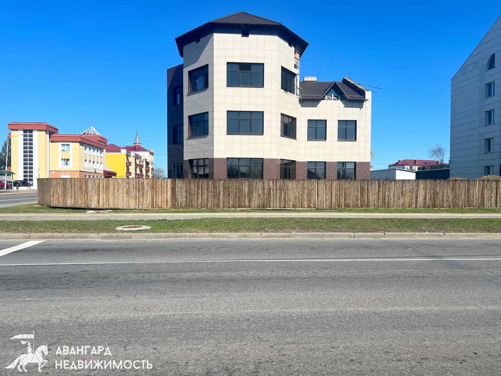 Беларусь, Гомельская область, Речица, улица Луначарского, 9, фото 2