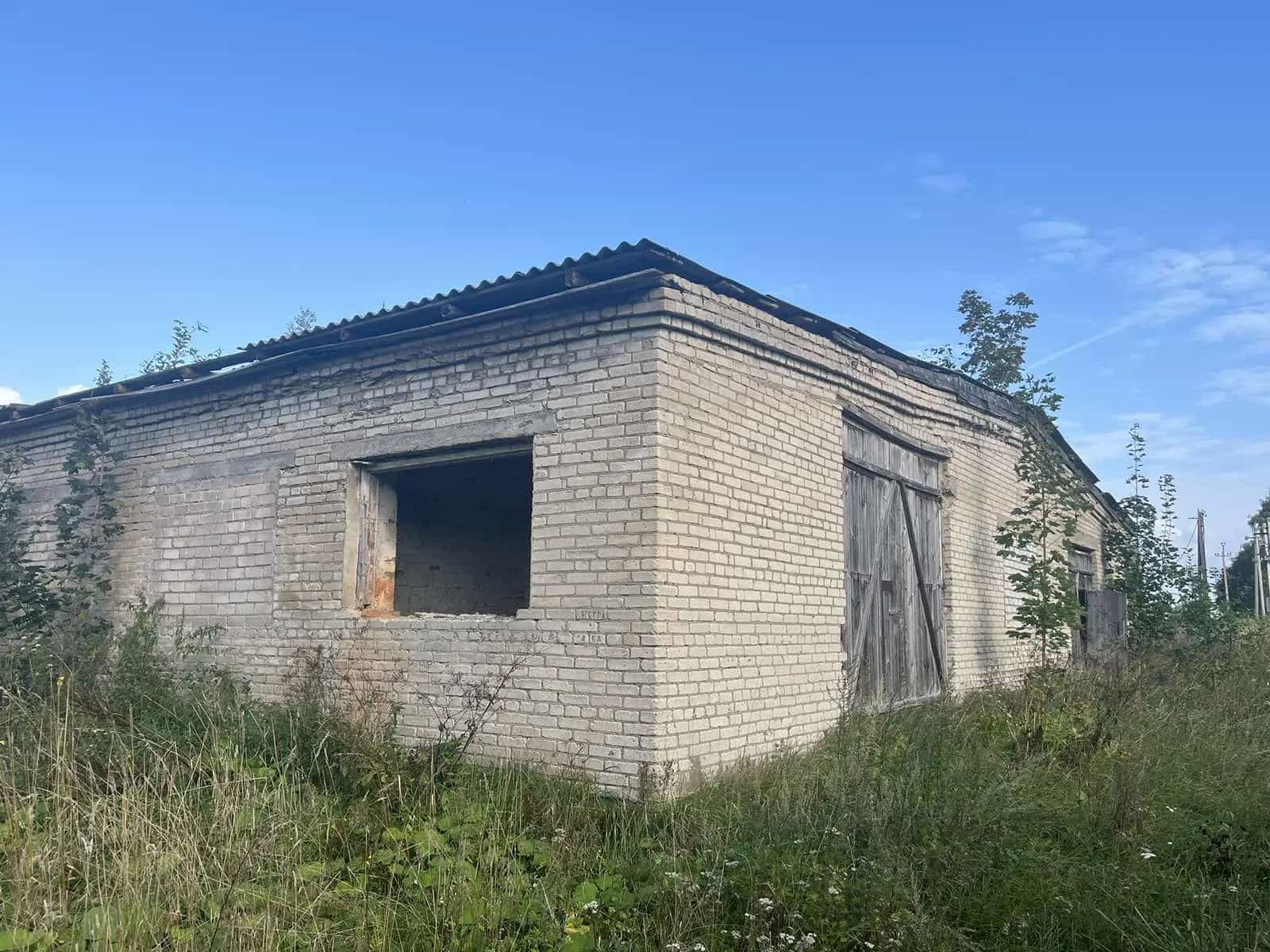 Беларусь, Гродненская область, Островецкий район, Ворнянский сельсовет, агрогородок Трокеники-1, Центральная улица, 16В