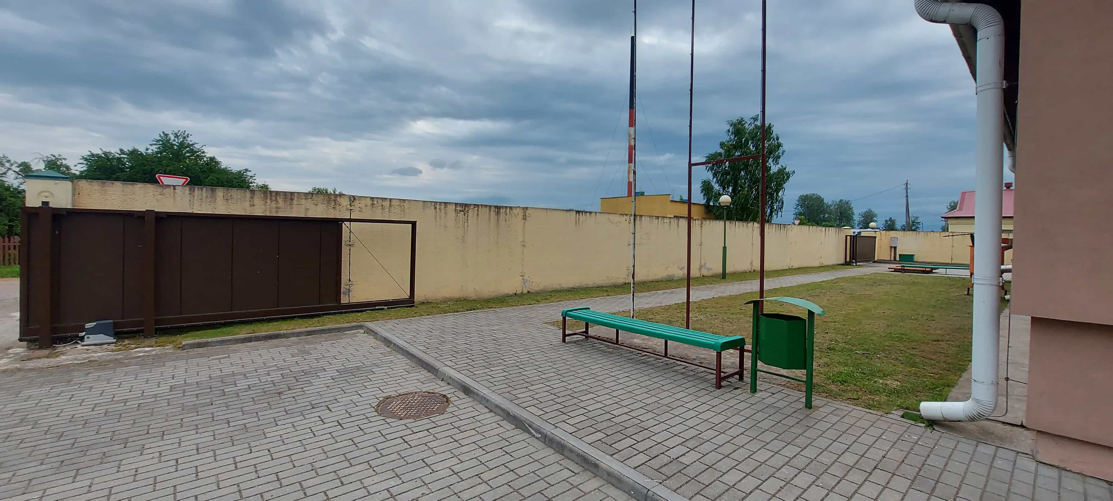 Беларусь, Гродненская область, Лидский район, Дубровенский сельсовет, деревня Огородники, Луговая улица, 17, фото 4
