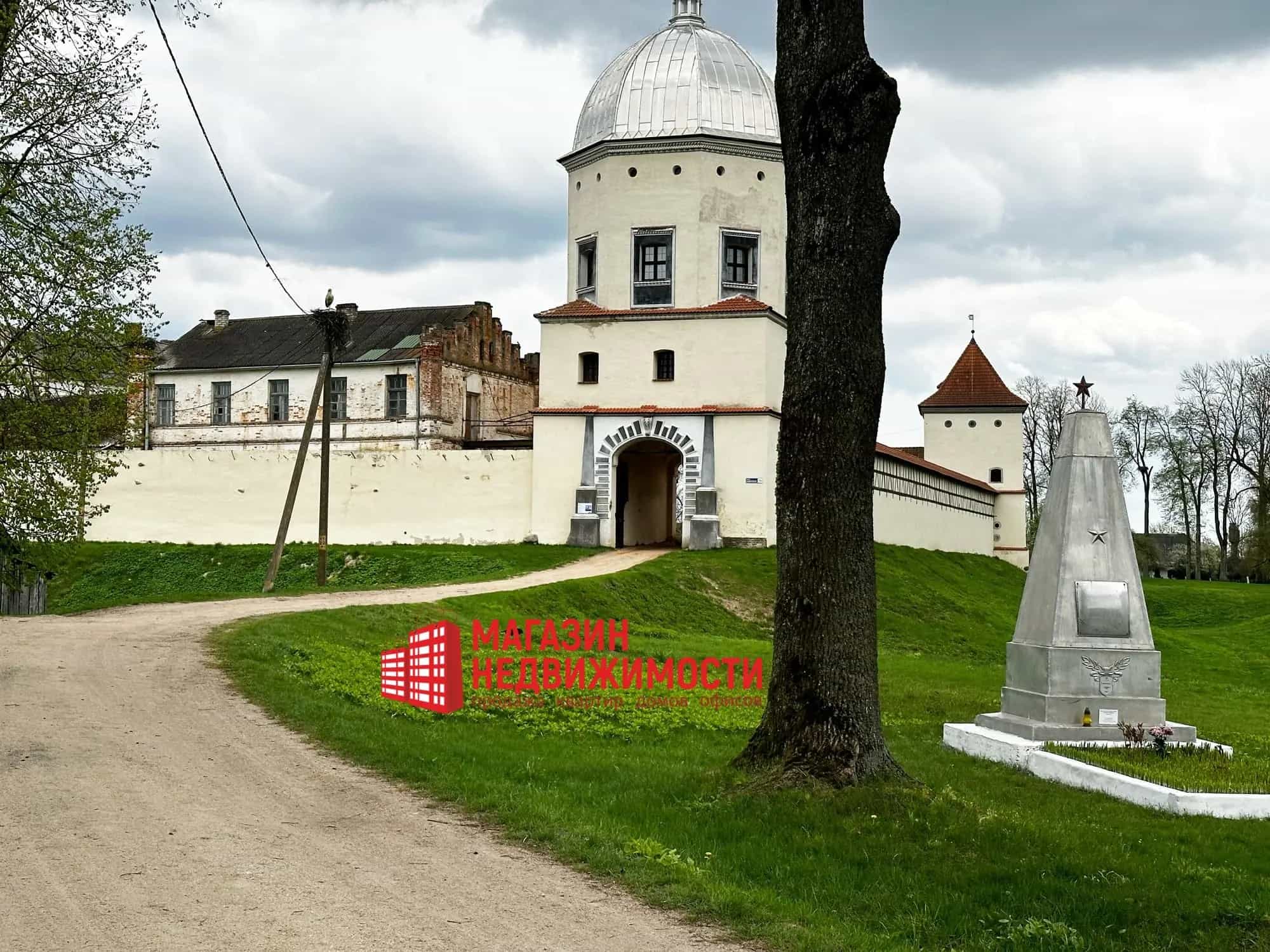 Беларусь, Гродненская область, Новогрудский район, городской посёлок Любча, улица 1 Мая, 7, фото 9