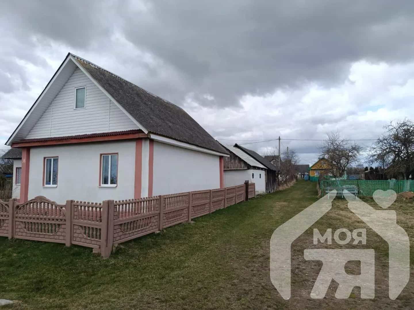 Беларусь, Минская область, Молодечненский район, Полочанский сельсовет, агрогородок Полочаны, улица Гагарина, 38, фото 3