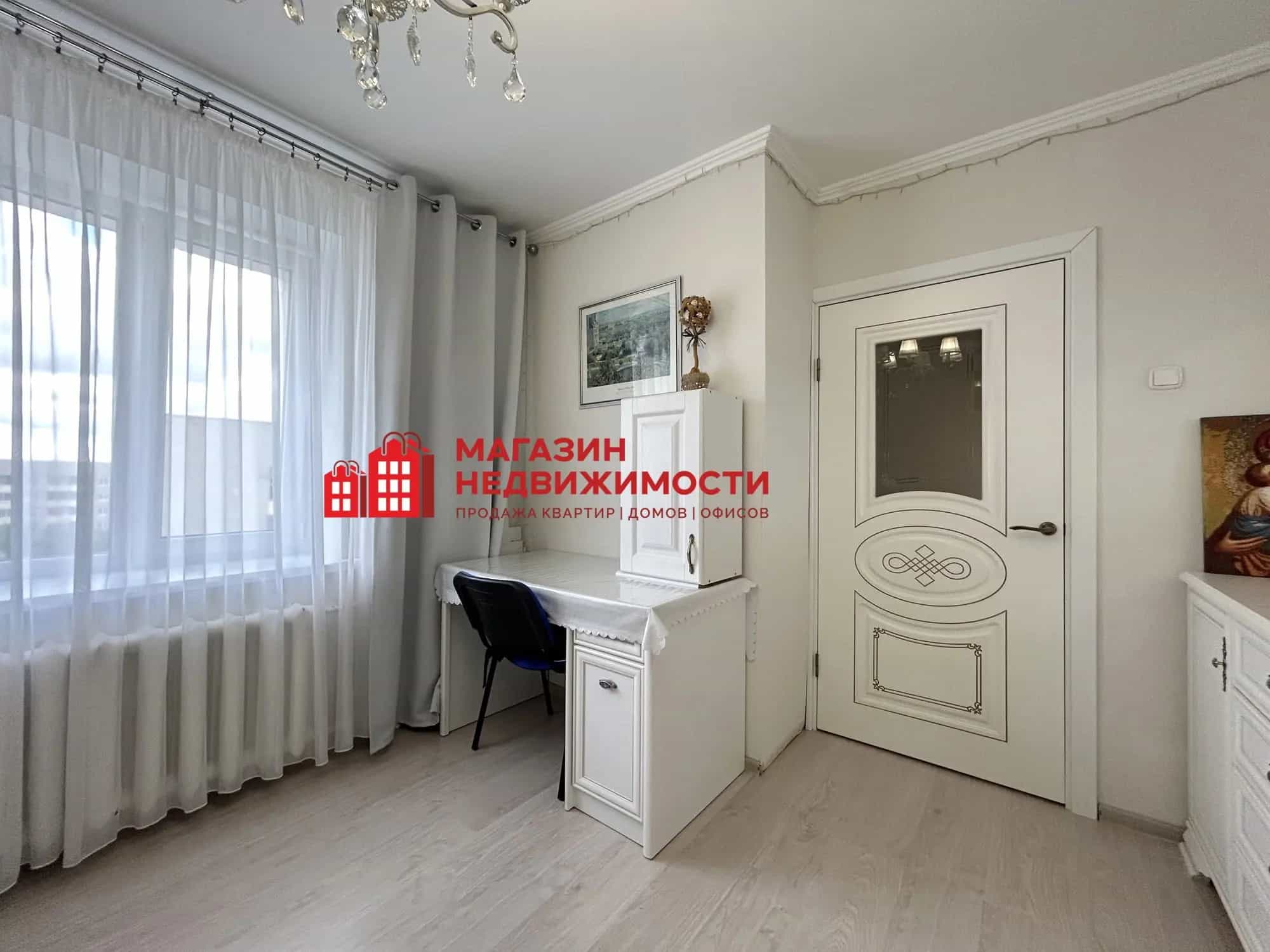 Беларусь, Гродненская область, Волковысский район, городской посёлок Красносельский, улица Строителей, 11, фото 5