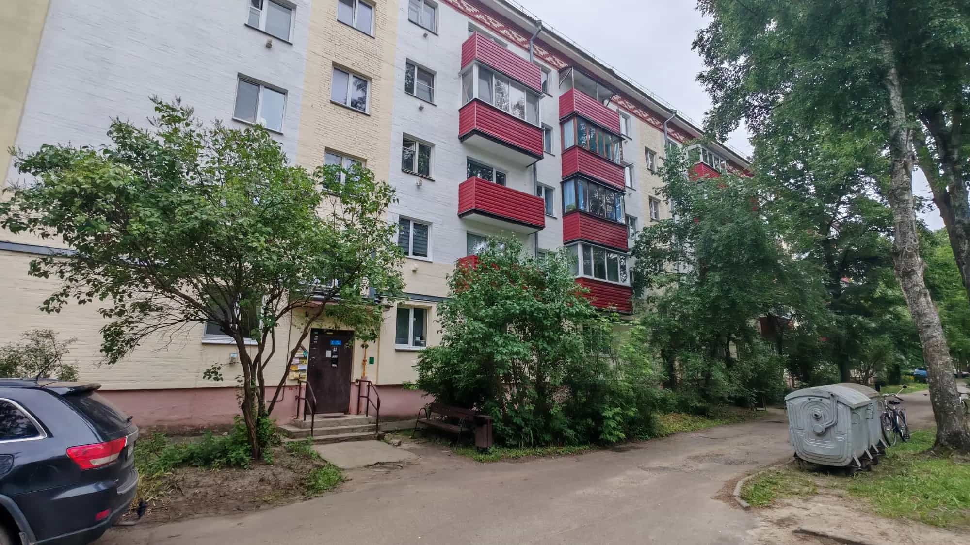 Беларусь, Витебская область, Новополоцк, Молодёжная улица, 44, фото 11
