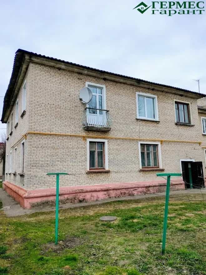 Беларусь, Гродненская область, Лидский район, Дубровенский сельсовет, посёлок Первомайский, Октябрьская улица, 9, фото 2