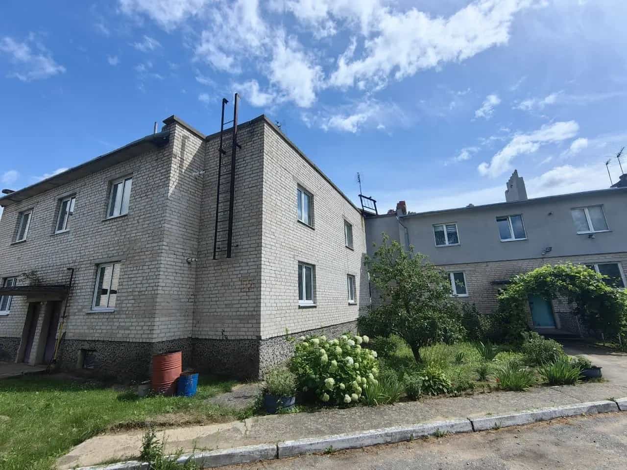 Беларусь, Брестская область, Барановичи, Фестивальная улица, 22, фото 10
