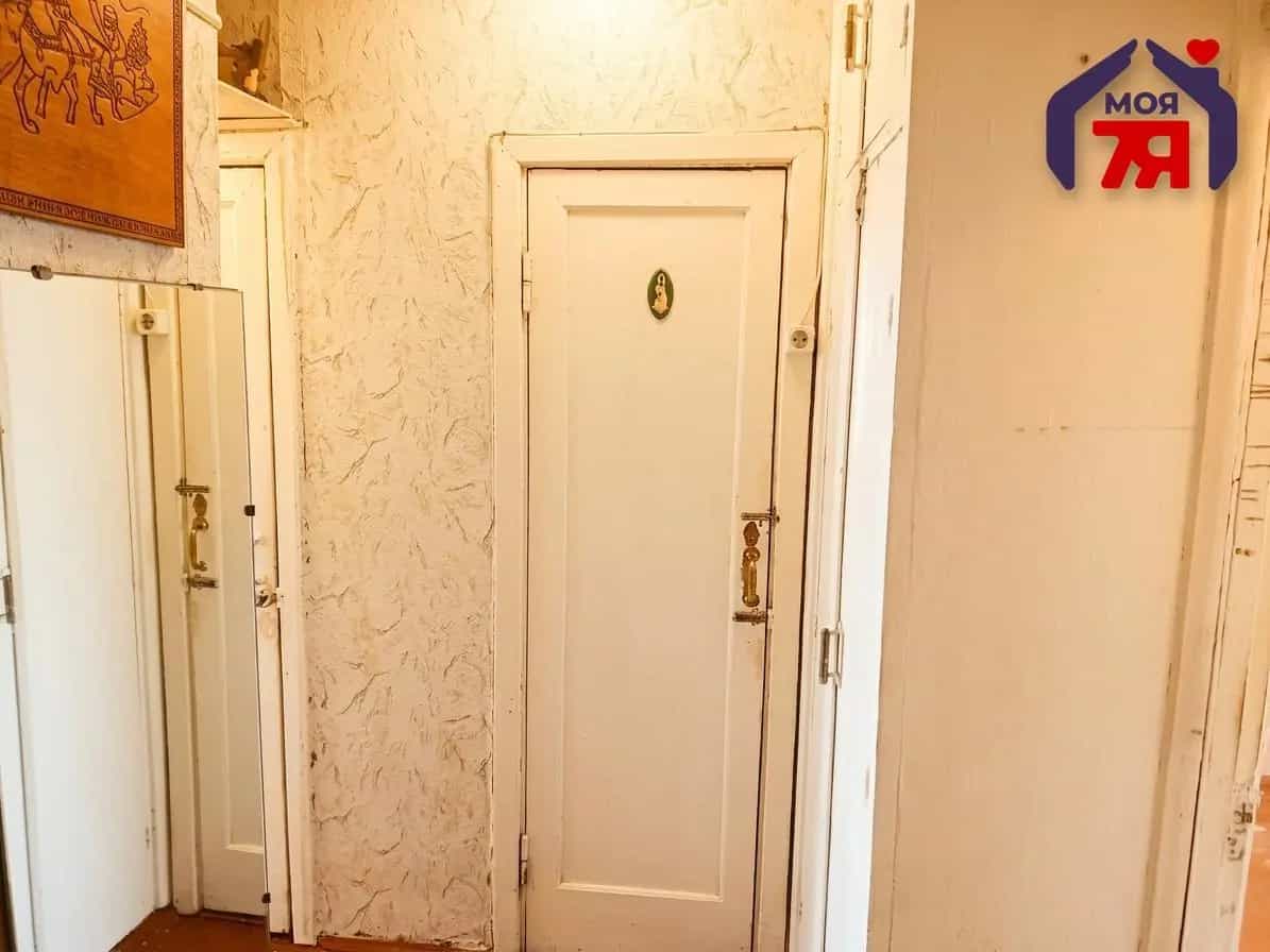 Беларусь, Минская область, Вилейка, Октябрьская улица, 34, фото 11
