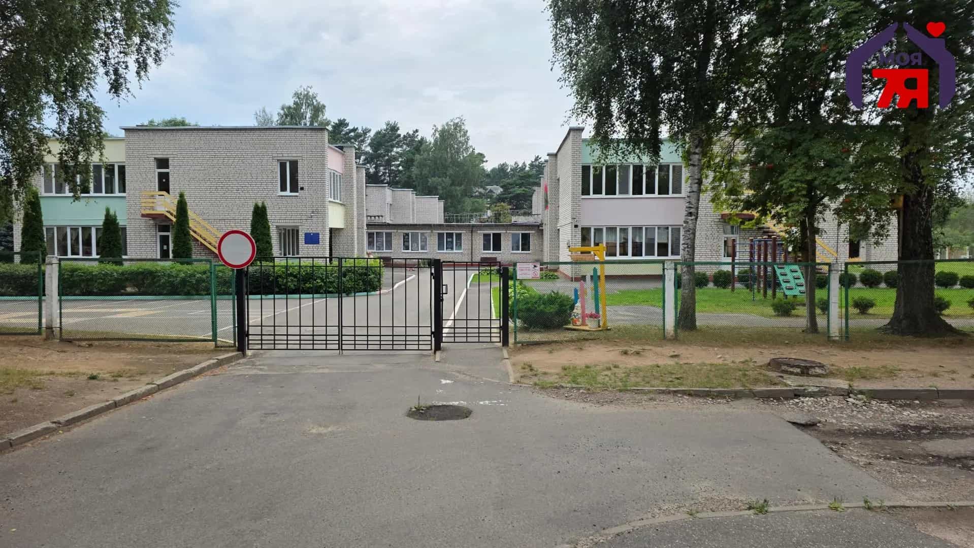 Беларусь, Минская область, Вилейка, улица Гагарина, 12, фото 12