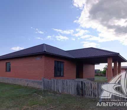 Беларусь, Брестский район, агрогородок Чернавчицы, улица Сикорского, 25, фото 6