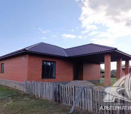 Беларусь, Брестский район, агрогородок Чернавчицы, улица Сикорского, 25, фото 8