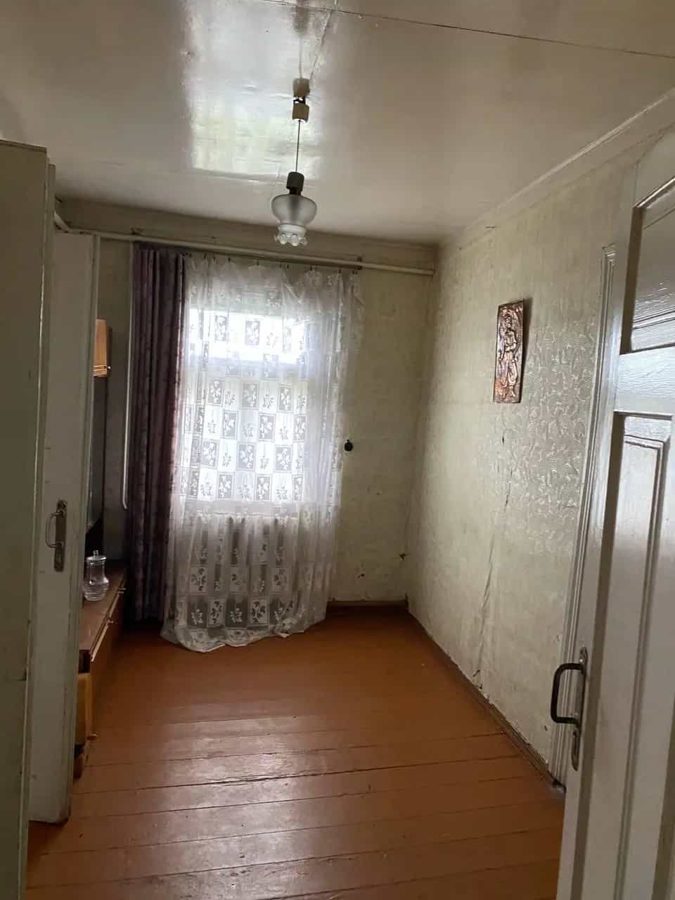 Беларусь, Брестская область, Кобрин, Комсомольская улица, 2, фото 15