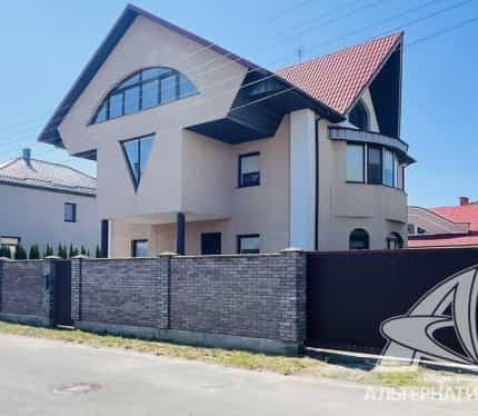 Беларусь, Брест, Низкий переулок, 15