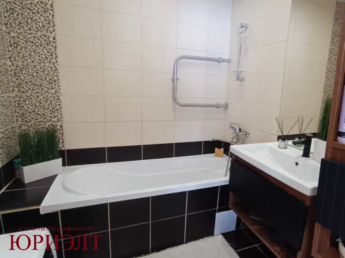 Беларусь, Брест, улица Героев Обороны Брестской Крепости, 13к11, фото 9