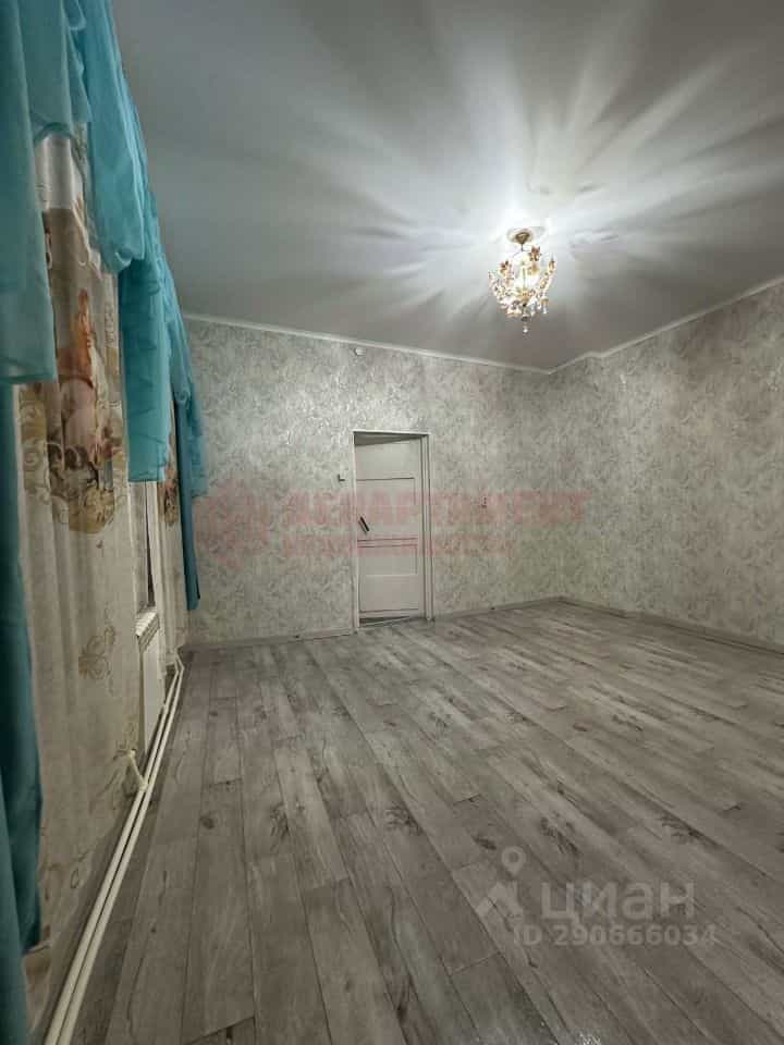Россия, Астрахань, улица Чехова, 18, фото 16
