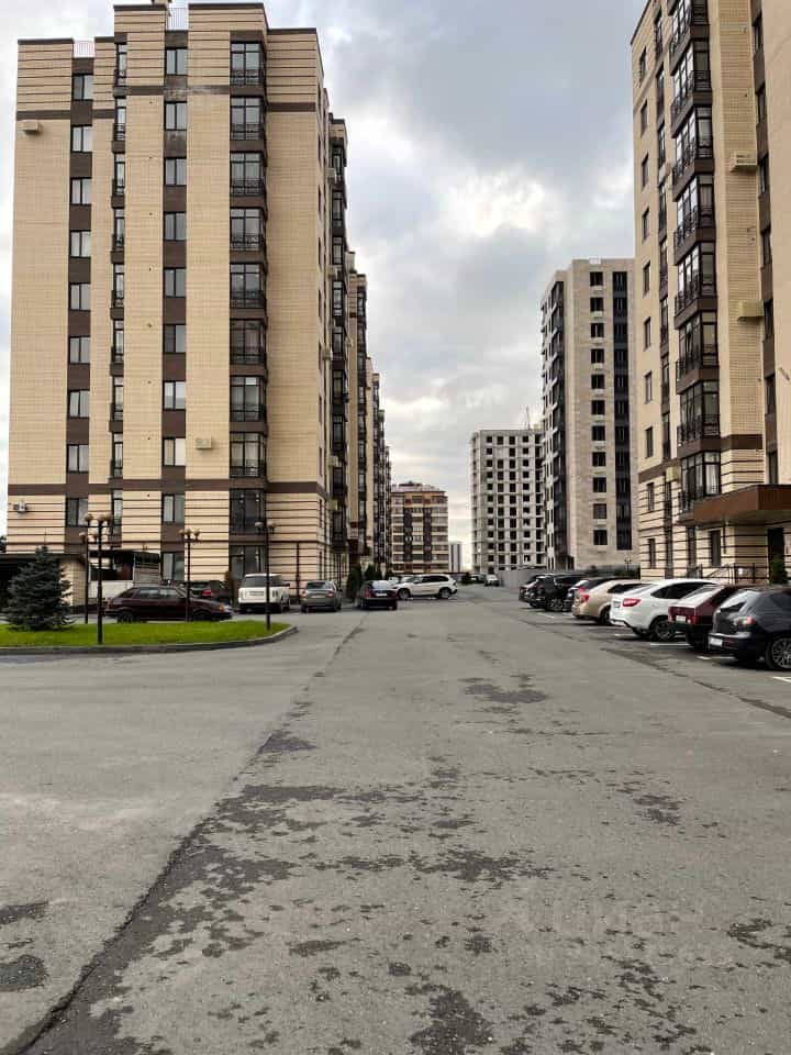 Россия, Республика Северная Осетия — Алания, Владикавказ, улица Астана Кесаева, 44Вк2, фото 3