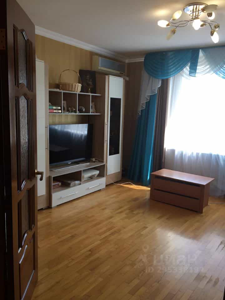 Россия, Республика Адыгея (Адыгея), Майкоп, улица Ленина, 16