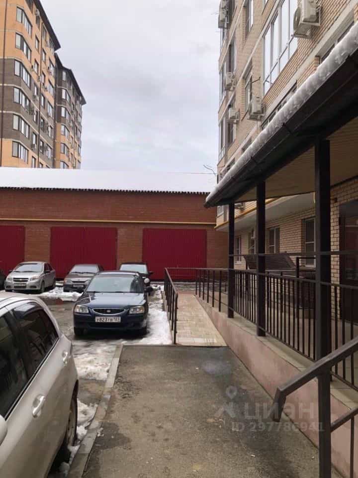 Россия, Республика Адыгея (Адыгея), Тахтамукайский район, посёлок городского типа Яблоновский, Шоссейная улица, 63к9, фото 21