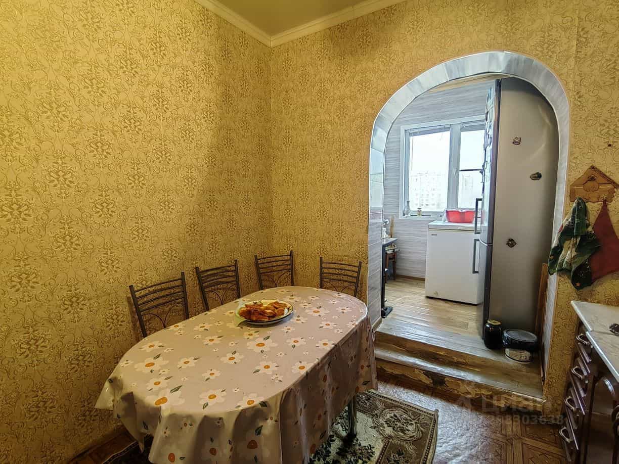 Россия, Астрахань, микрорайон имени Бабаевского, Бульварная улица, 9, фото 3
