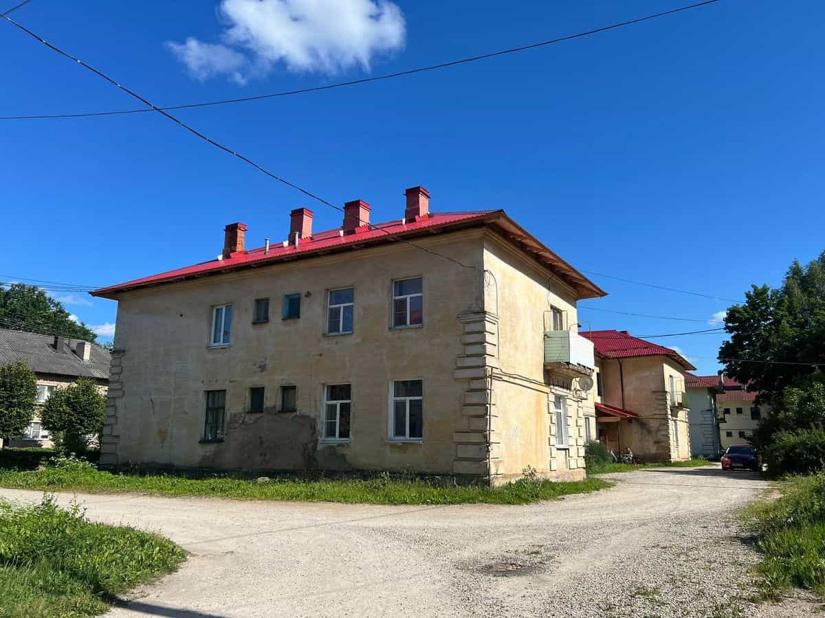 Россия, Псковская область, Порхов, проспект Ленина, 8, фото 2