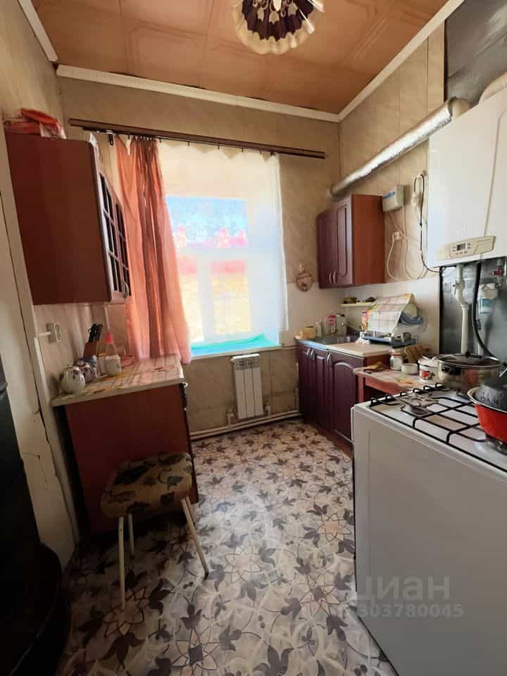 Россия, Псковская область, Порхов, проспект Ленина, 8, фото 9