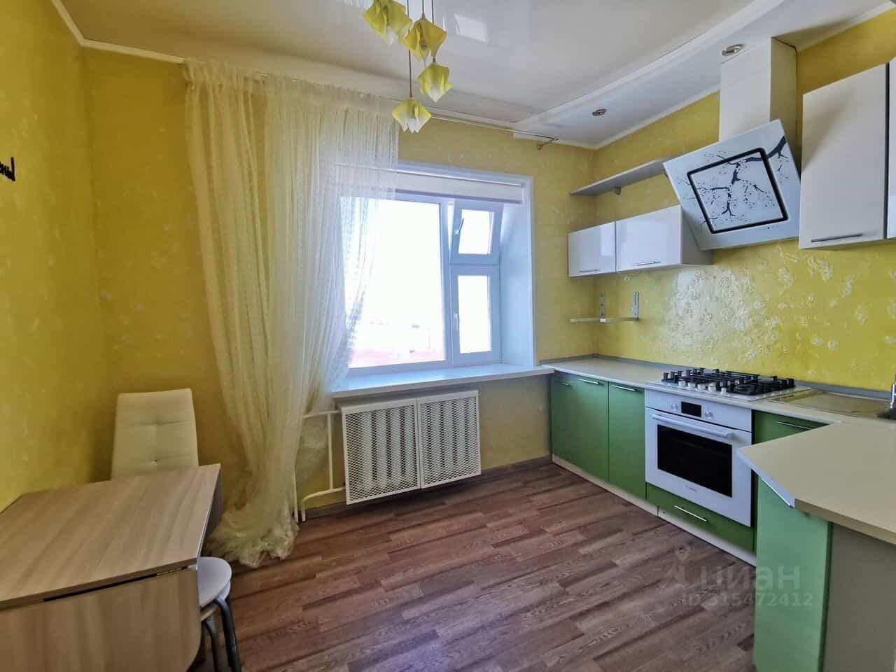 Россия, Ямало-Ненецкий автономный округ, Надымский район, Надым, Ленинградский проспект, 20
