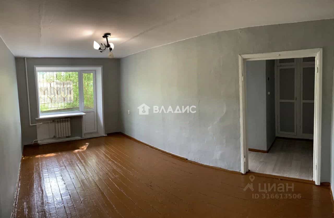 Россия, Республика Бурятия, Улан-Удэ, улица Калашникова, 17, фото 5