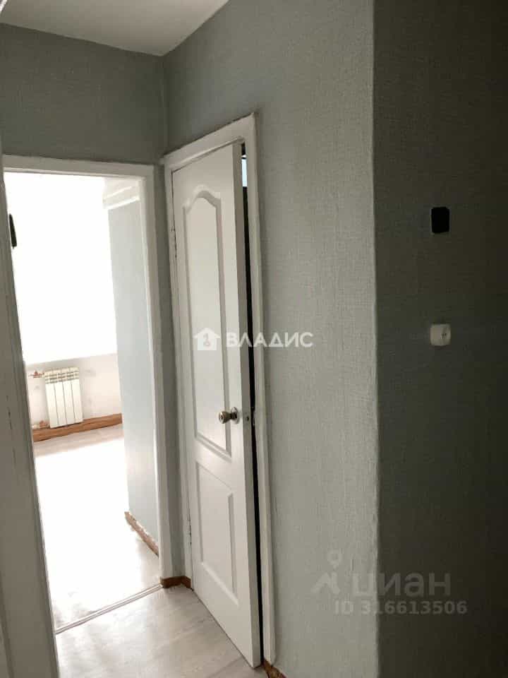 Россия, Республика Бурятия, Улан-Удэ, улица Калашникова, 17, фото 6