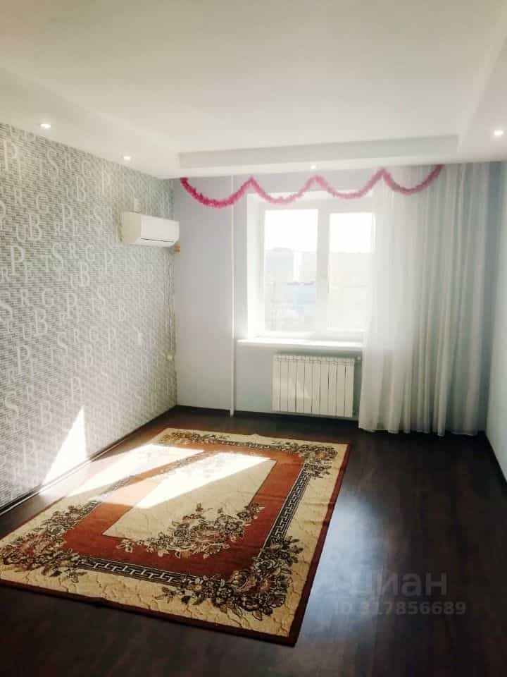 Россия, Республика Калмыкия, Элиста, 8-й микрорайон, 18, фото 2