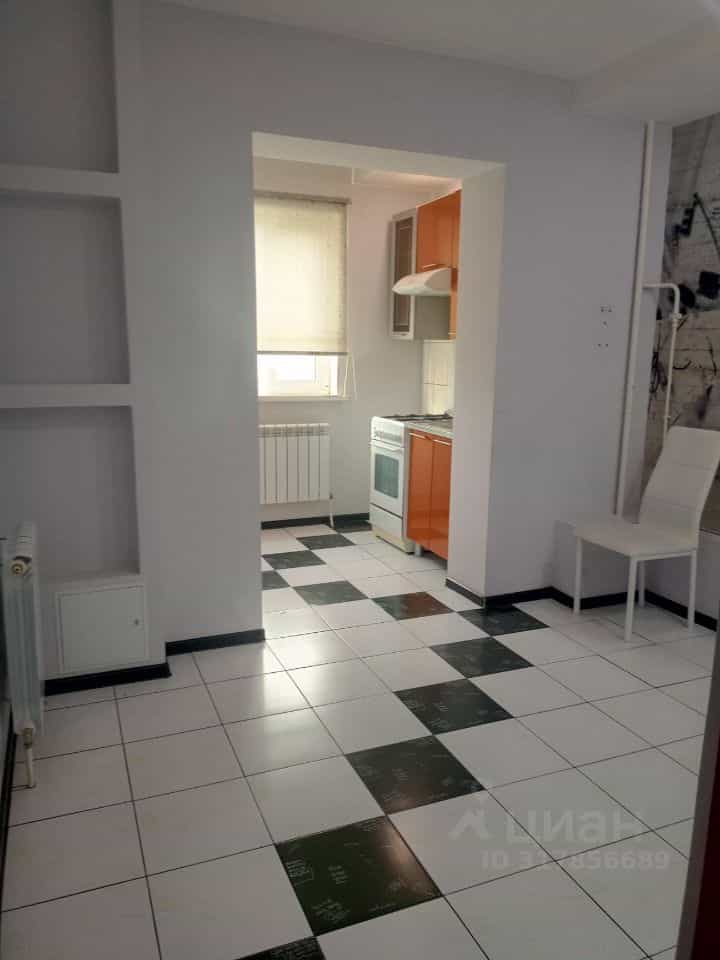 Россия, Республика Калмыкия, Элиста, 8-й микрорайон, 18, фото 7