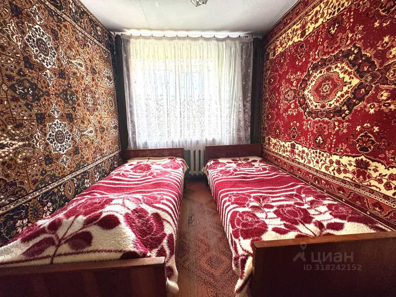 Россия, Республика Адыгея (Адыгея), Тахтамукайский район, посёлок городского типа Яблоновский, улица Андрухаева, 47, фото 3