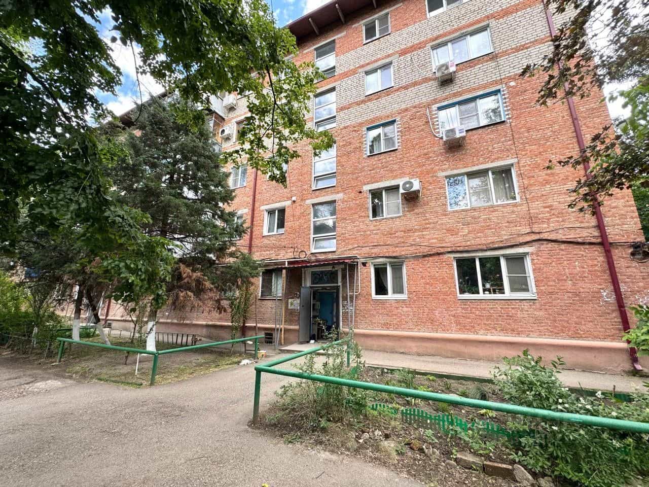 Россия, Республика Адыгея (Адыгея), Тахтамукайский район, посёлок городского типа Яблоновский, улица Андрухаева, 47, фото 13