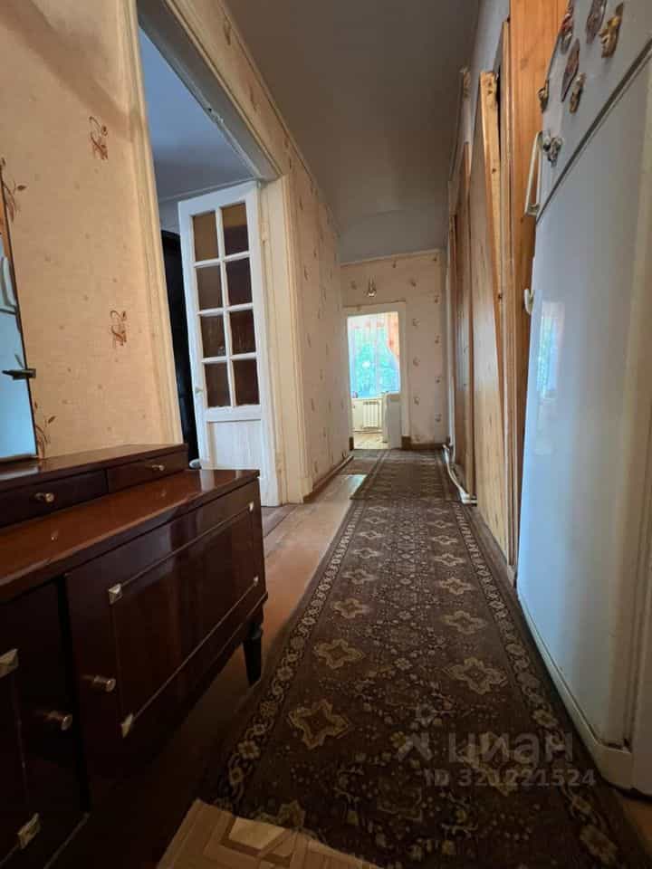 Россия, Псковская область, Порхов, проспект Ленина, 35, фото 6
