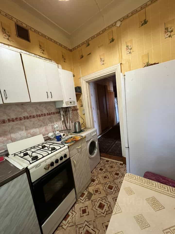 Россия, Псковская область, Порхов, проспект Ленина, 35, фото 13