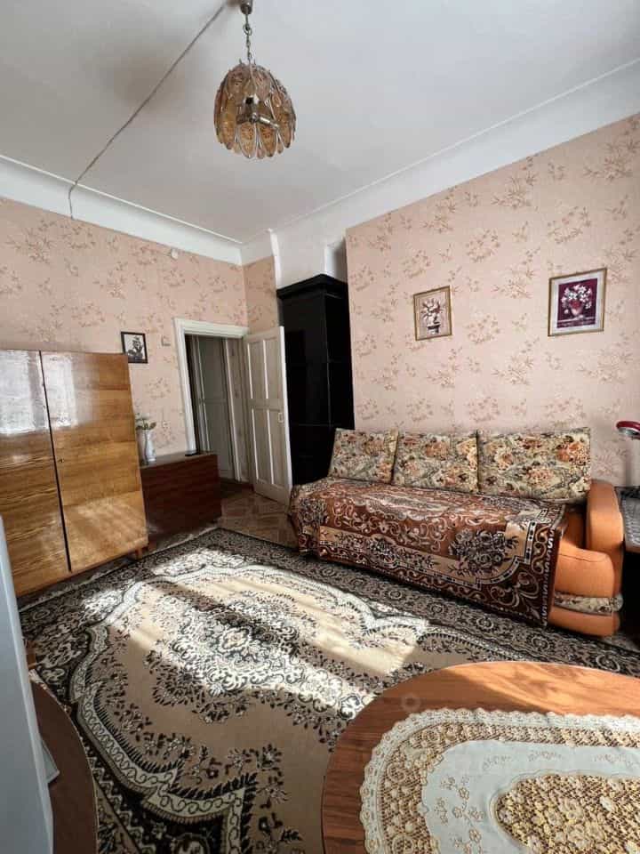 Россия, Псковская область, Порхов, проспект Ленина, 35, фото 20