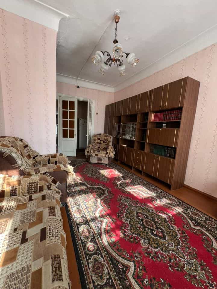 Россия, Псковская область, Порхов, проспект Ленина, 35, фото 21