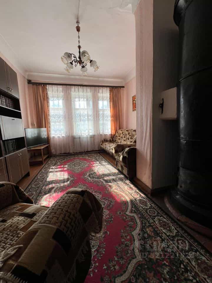 Россия, Псковская область, Порхов, проспект Ленина, 35, фото 23