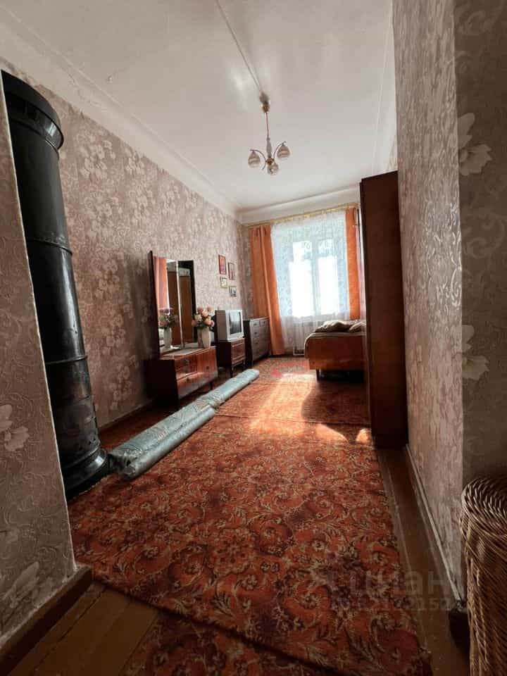 Россия, Псковская область, Порхов, проспект Ленина, 35, фото 31