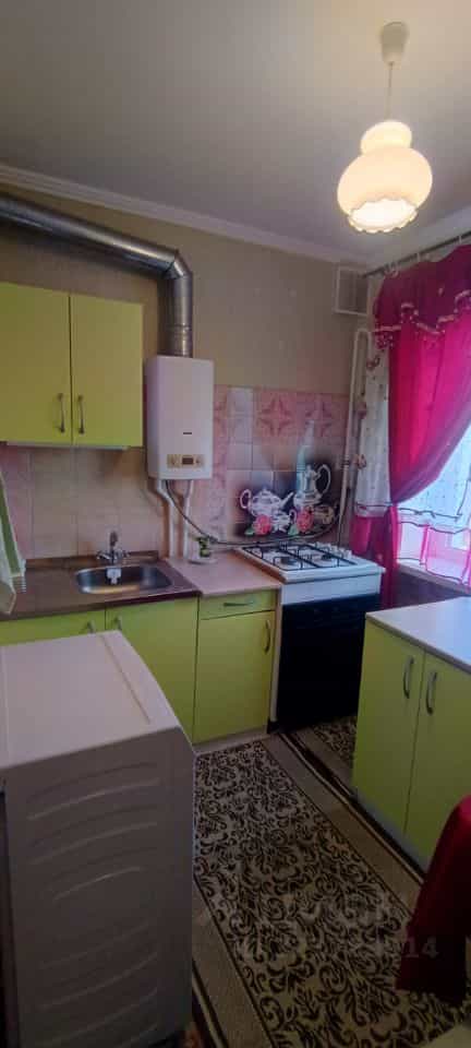 Россия, Республика Адыгея (Адыгея), Майкоп, улица Калинина, 217, фото 7