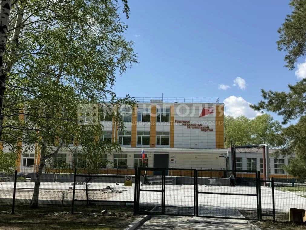 Россия, Амурская область, Белогорский муниципальный округ, село Возжаевка, улица ДОС, 65, фото 17