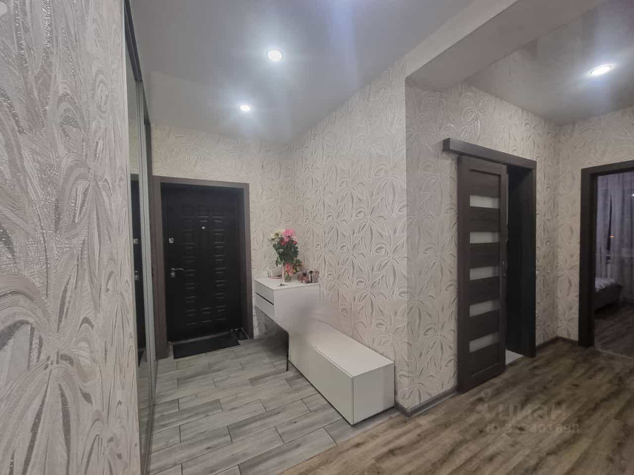 Россия, Республика Хакасия, Абакан, улица Авиаторов, 8, фото 27