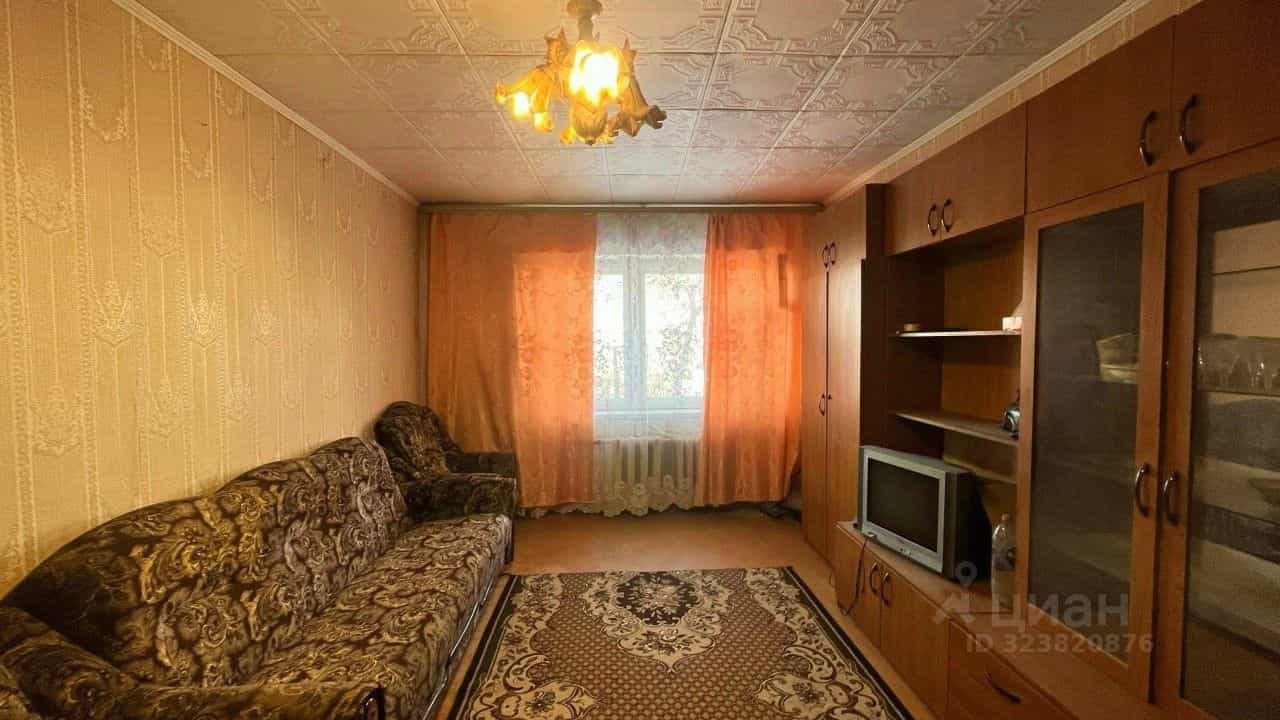 Россия, Орловский муниципальный округ, посёлок Зареченский (Образцовское сельское поселение), Центральная улица, 1, фото 3