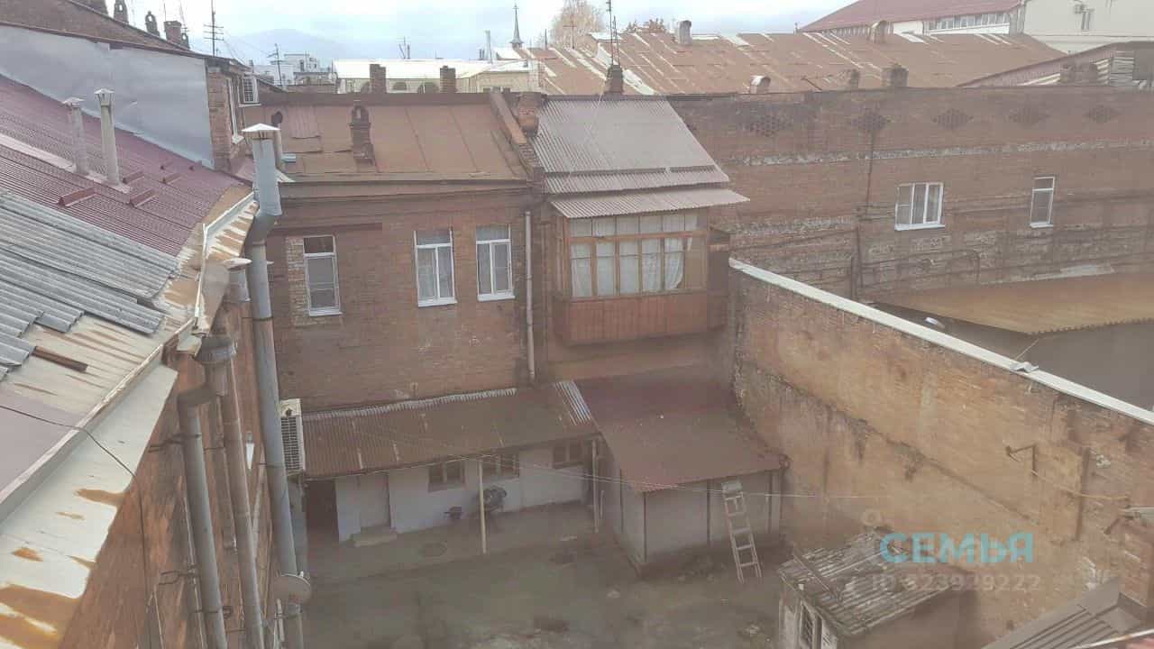 Россия, Республика Северная Осетия — Алания, Владикавказ, улица Кирова, 36, фото 13