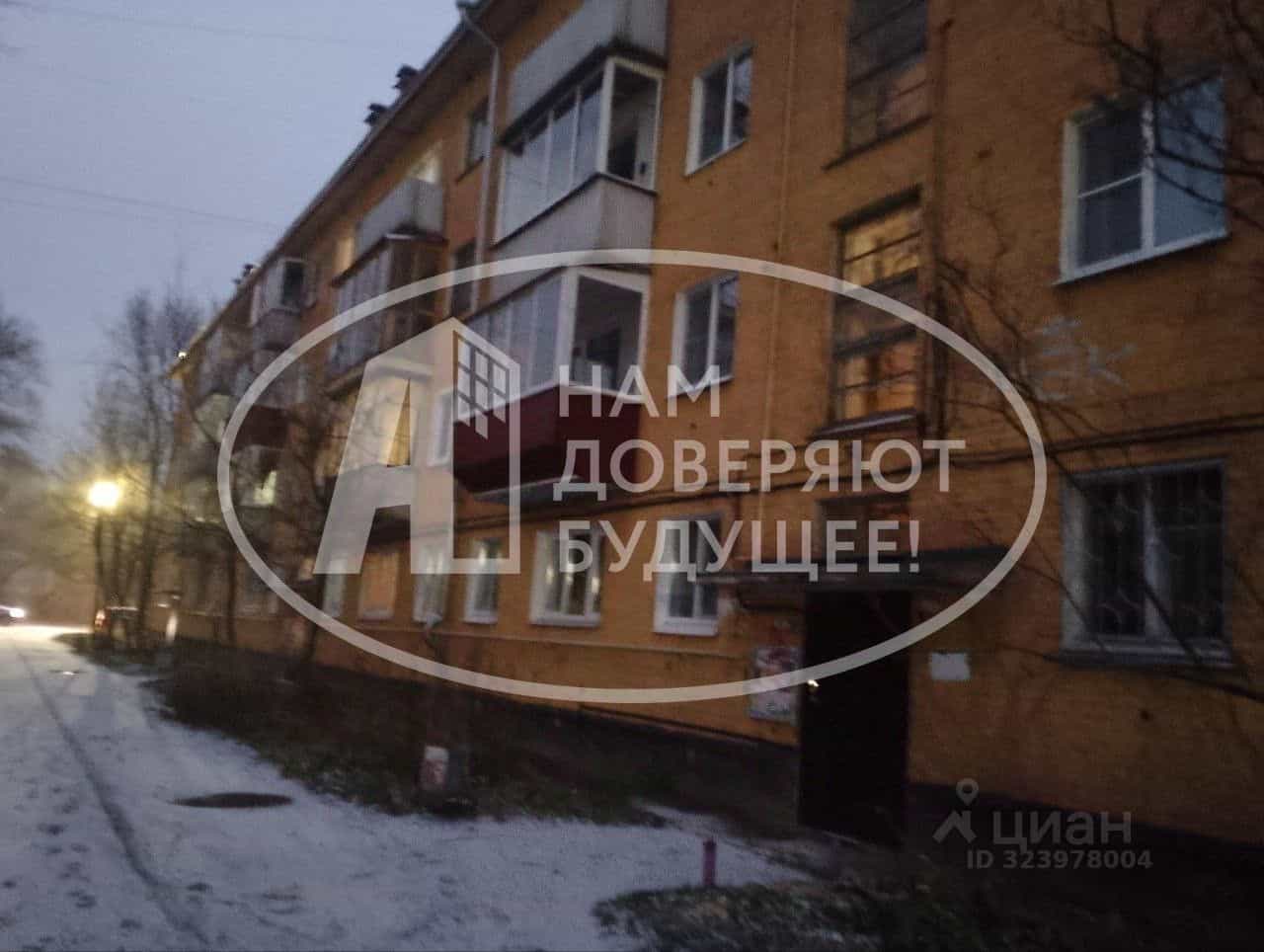 Россия, Удмуртская Республика, Глазов, улица Тани Барамзиной, 3, фото 15