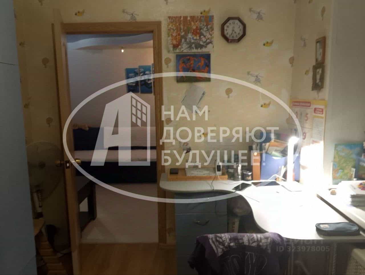 Россия, Удмуртская Республика, Глазов, улица Революции, 16, фото 7