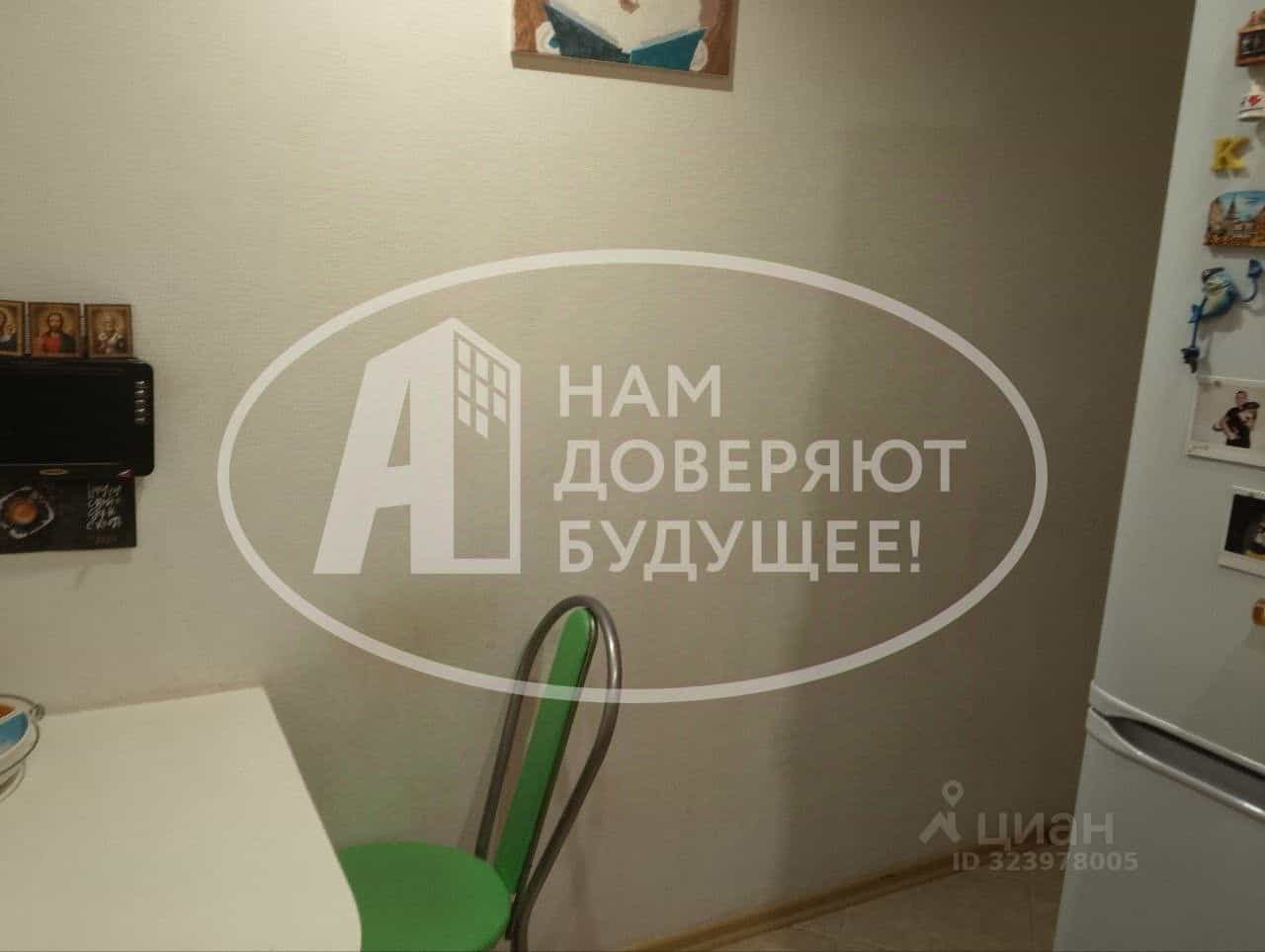 Россия, Удмуртская Республика, Глазов, улица Революции, 16, фото 12