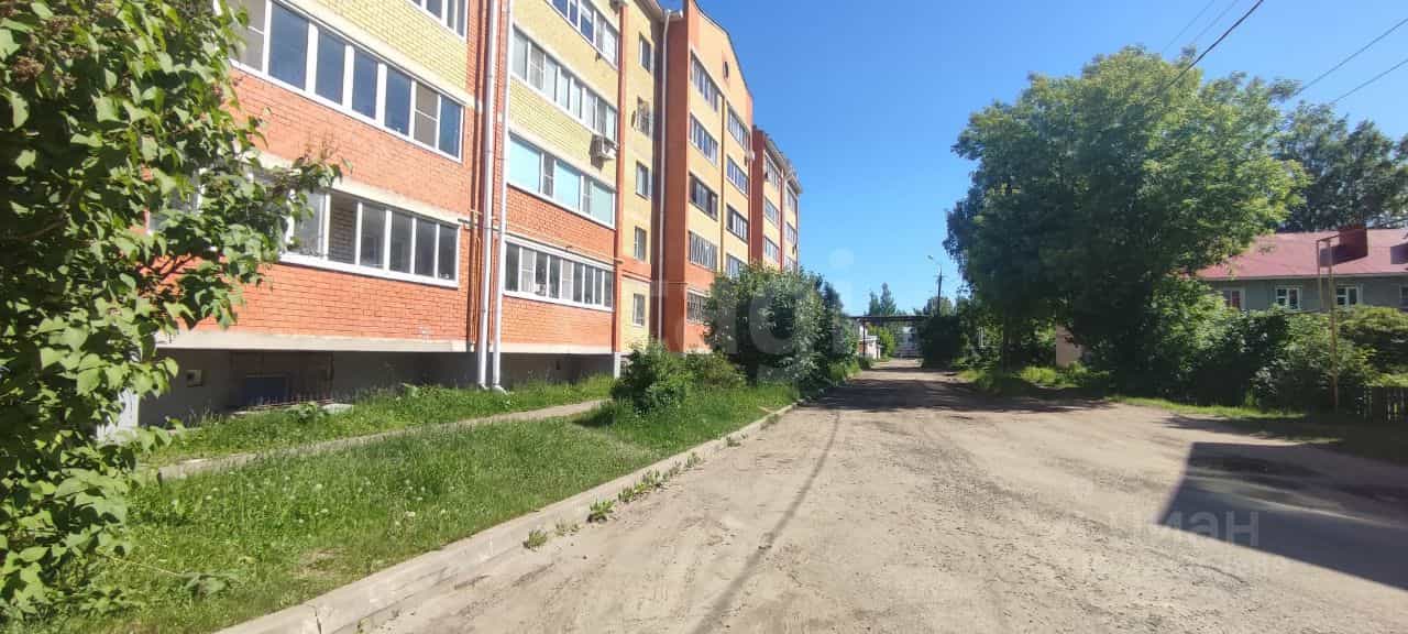 Россия, Республика Марий Эл, городское поселение Медведево, посёлок городского типа Медведево, улица Терешковой, 1А