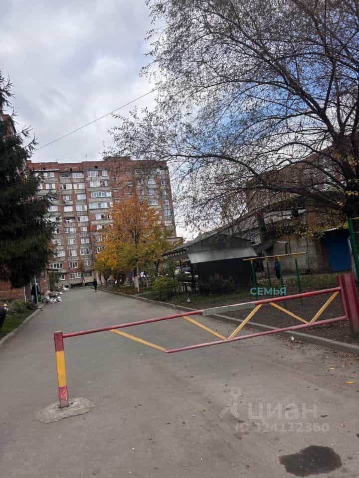 Россия, Республика Северная Осетия — Алания, Владикавказ, улица Генерала Дзусова, 34к2, фото 17
