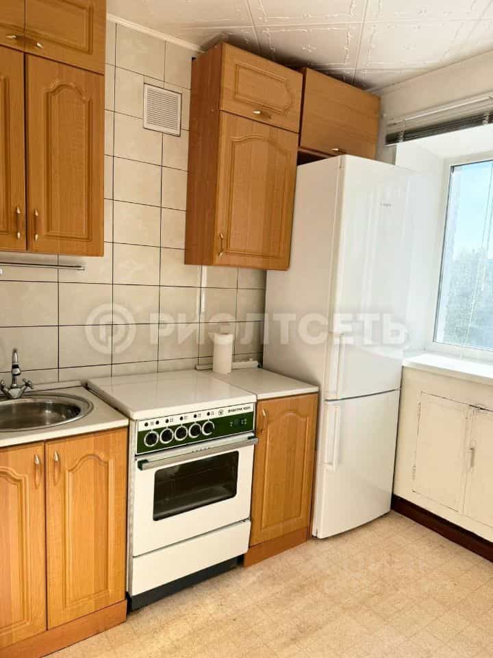 Россия, Мурманская область, Мончегорск, улица Комарова, 27, фото 10