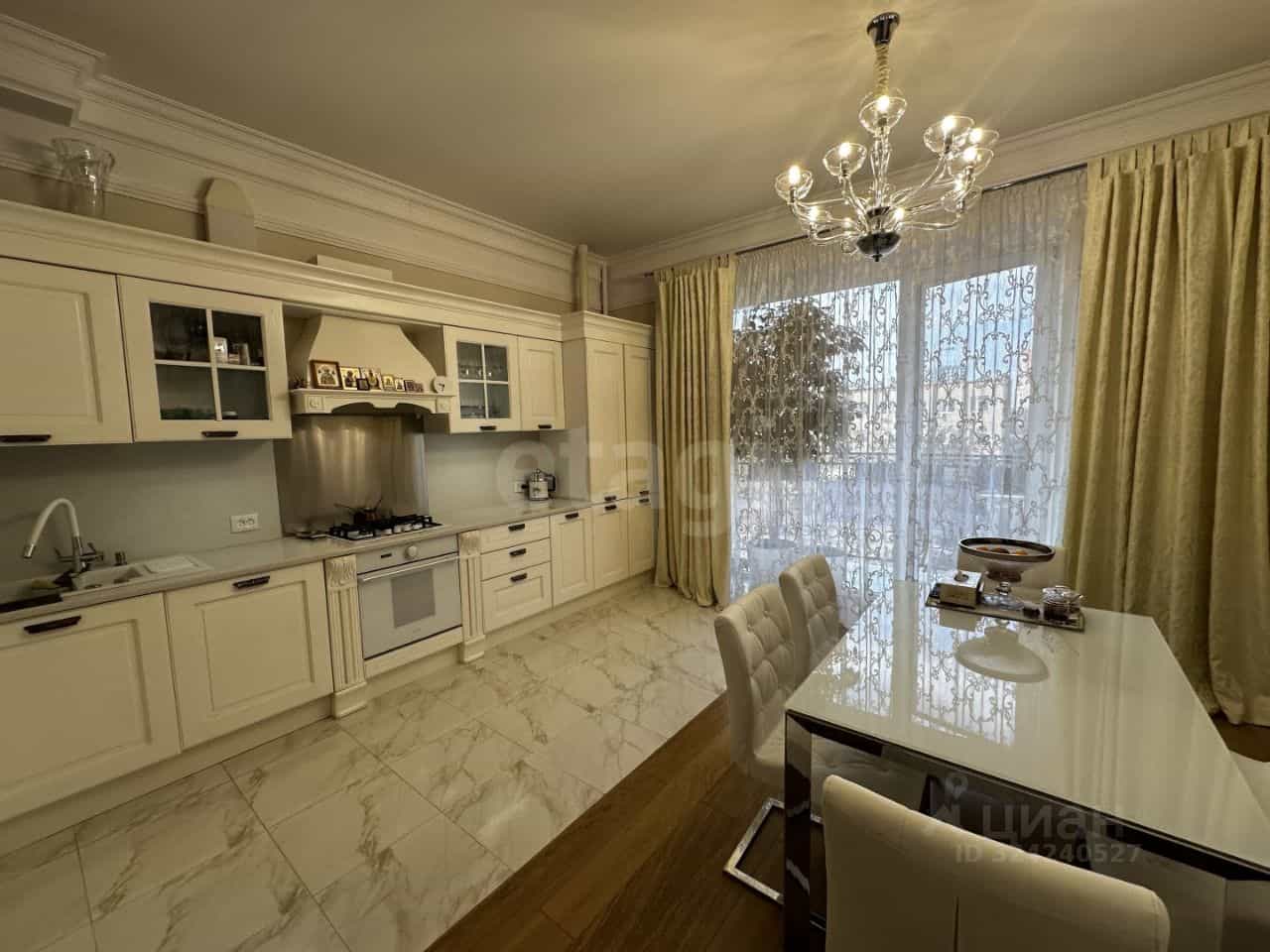 Россия, Астрахань, улица Латышева, 7В, фото 6