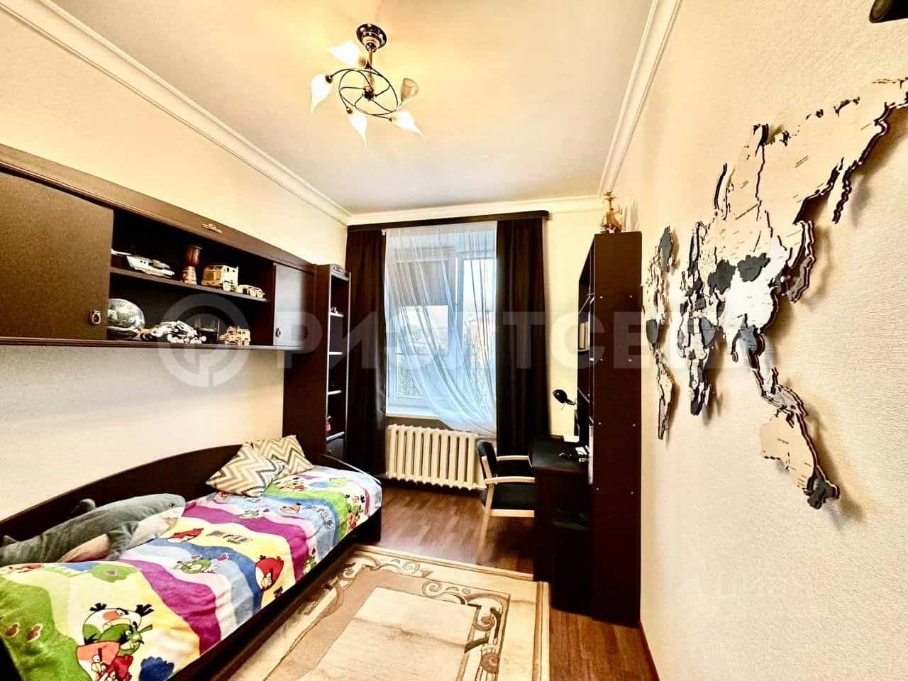 Россия, Мурманск, улица Адмирала Флота Лобова, 49/17, фото 6
